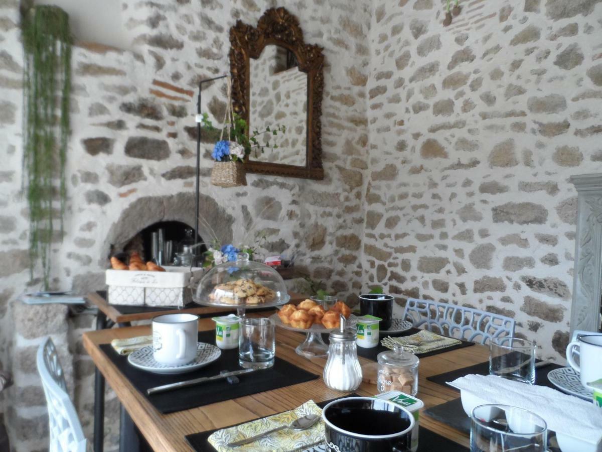 Les Chambres Du Couraud Saint-Aubin-des-Ormeaux Dış mekan fotoğraf